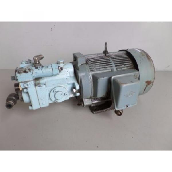 DAIKIN Morocco  PUMP V15A1R-80 V15AIR-80 VI5AIR-80 M15A1-2-40 M15AI-2- RPV6-2R1A-C00 John #3 image