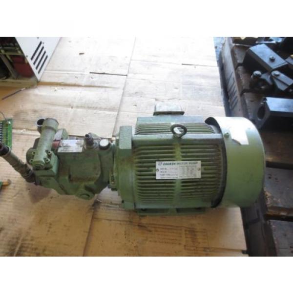 DAIKIN Kazakhstan  3 PHASE INDUCTION MOTOR M15A1-3-30 PUMP V15A1R-40 CNC #1 image