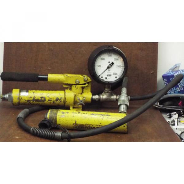 1 El Salvador  USED ENERPAC P18 w/ENERPAC RC-106 HYDRAULIC HAND PUMP ***MAKE OFFER*** #1 image