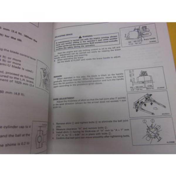 Komatsu erde  D275A-2 Bulldozer Operation &amp; Maintenance Manual #2 image